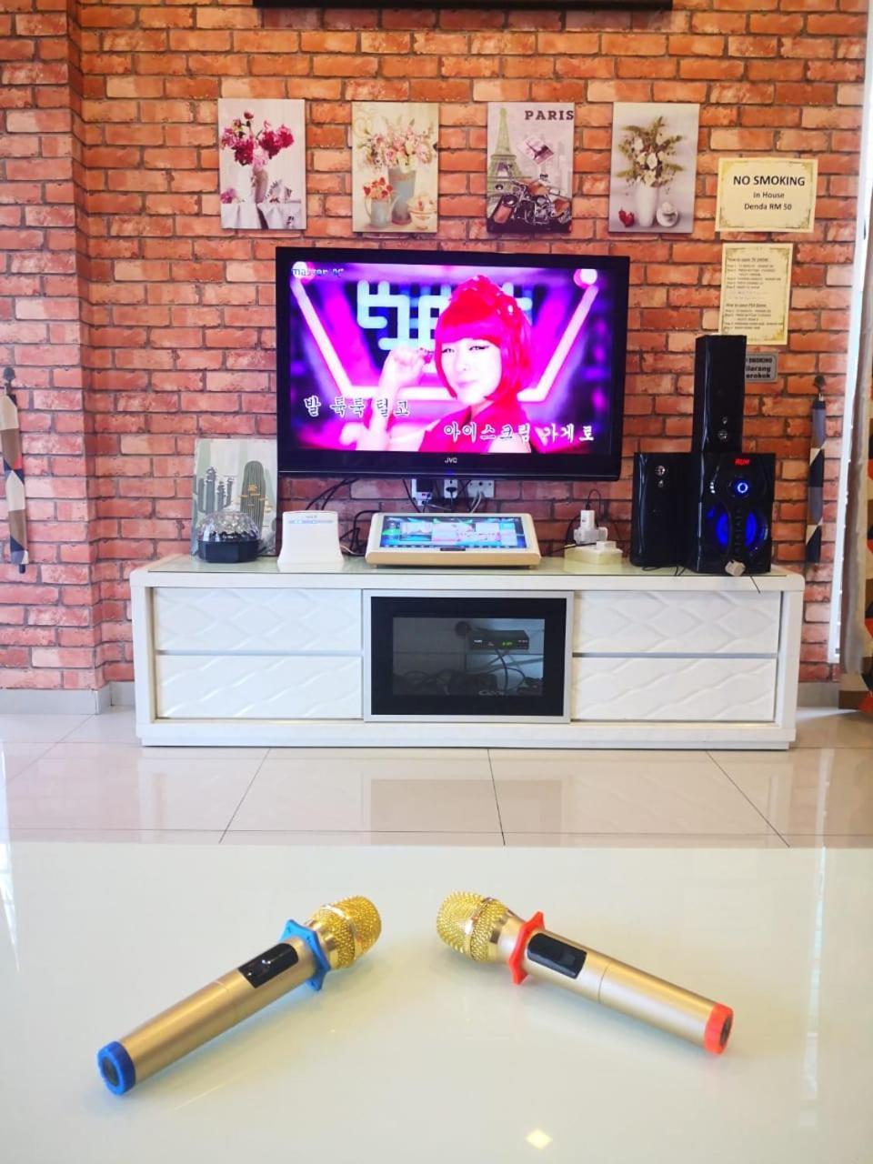 15Pax Lumut Lovely HOme Beach Karaoke Snooker LED Darts PSGame BBQ in house Exterior foto